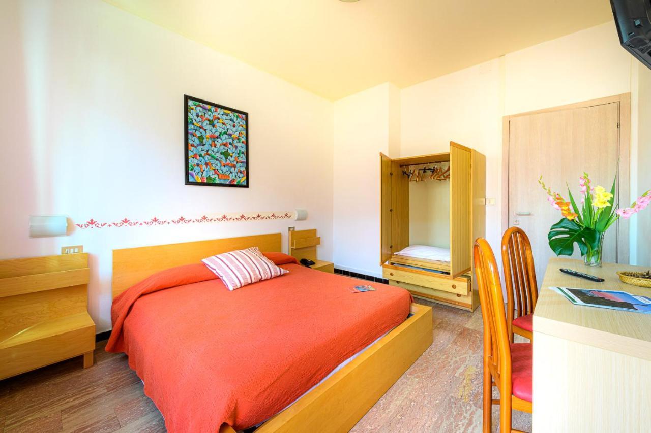 Double Room,1008804781:JPEG