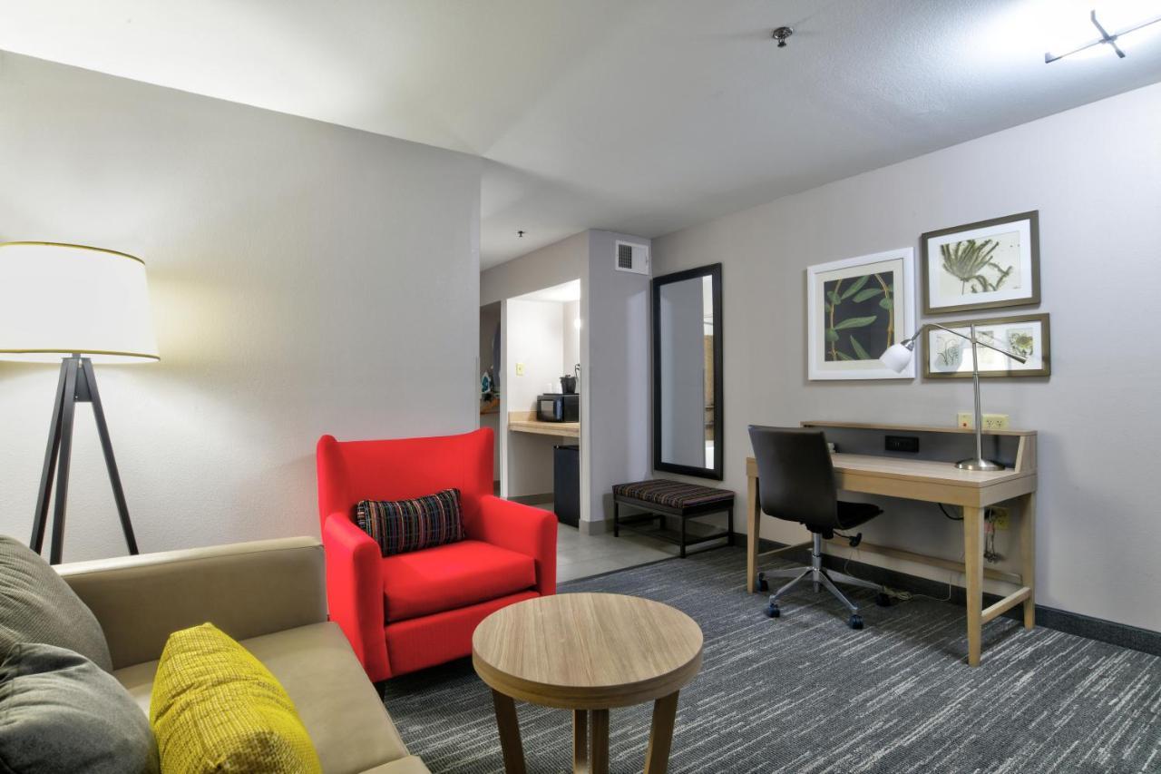 One-Bedroom King Suite with Sofa Bed