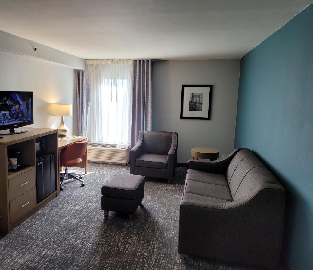 One-Bedroom Suite,1722898024:JPEG
