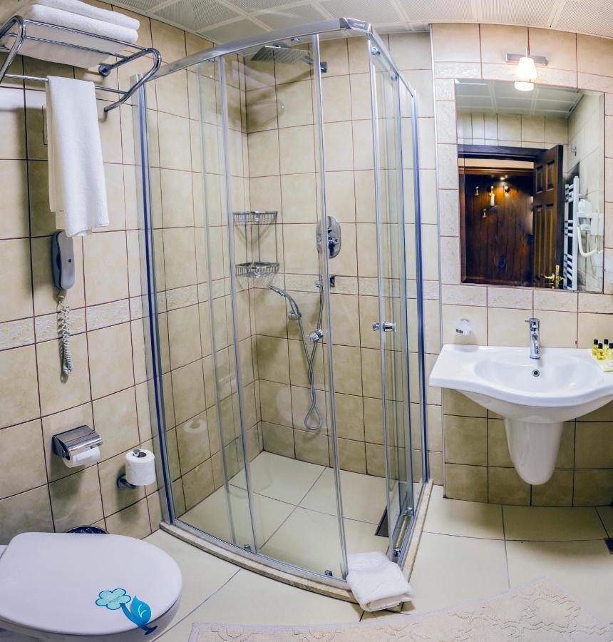 Standard Double Suite,1118554938:JPEG