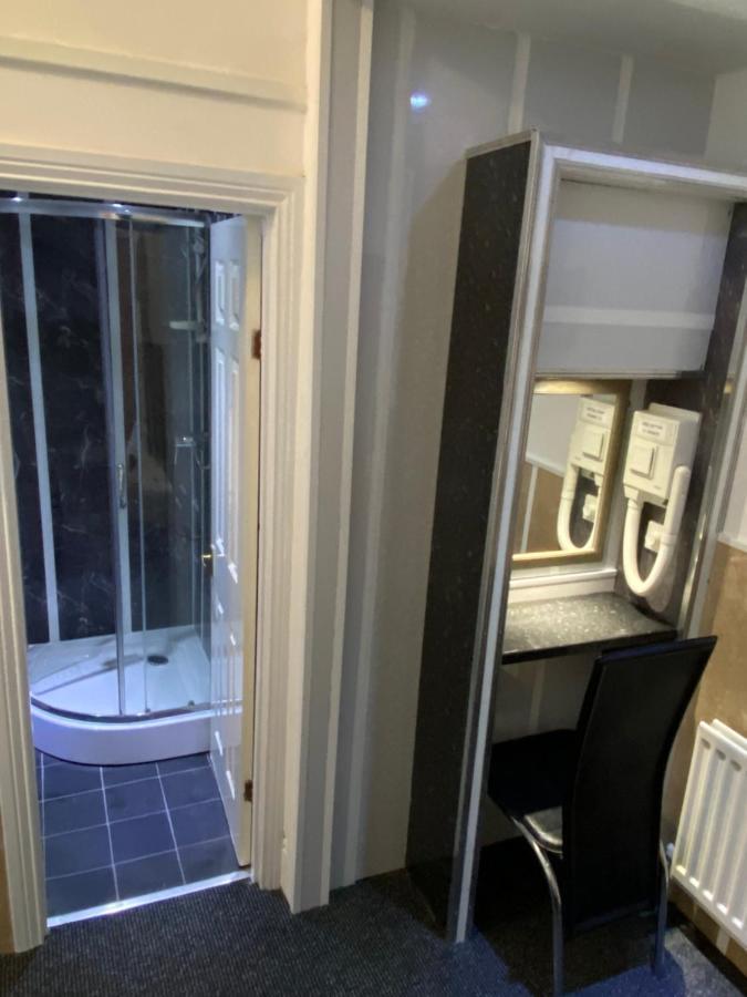 Large Twin Room,1123852848:JPEG