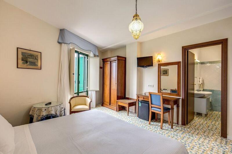 Large Double or Twin Room,1589226254:JPEG