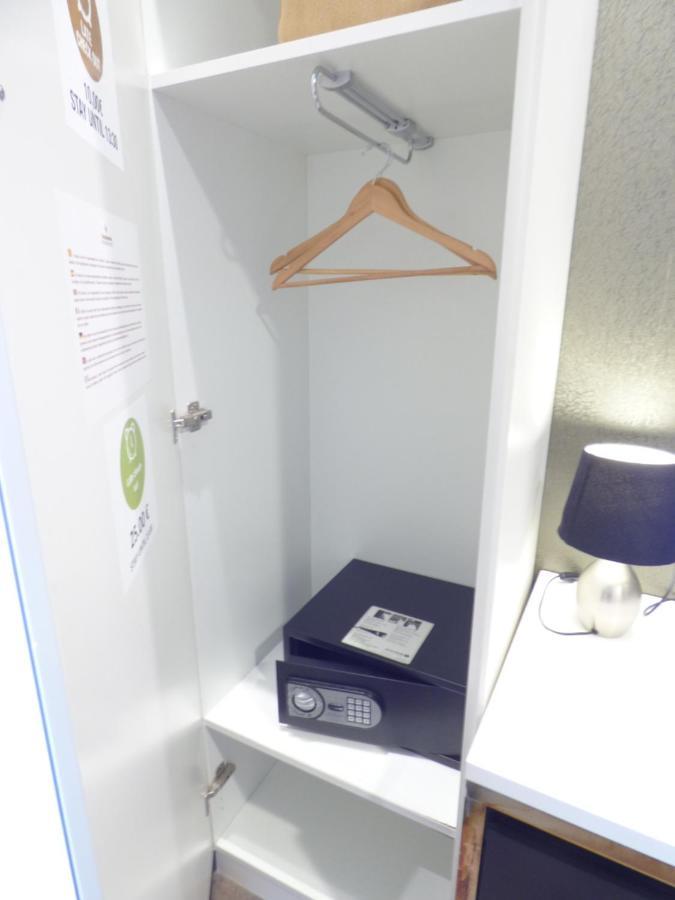 Standard Single Room with Street View,1173510546:JPEG