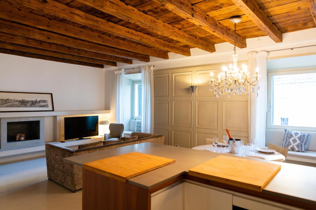 Deluxe Appartement met 2 Slaapkamers - Apart Gebouw