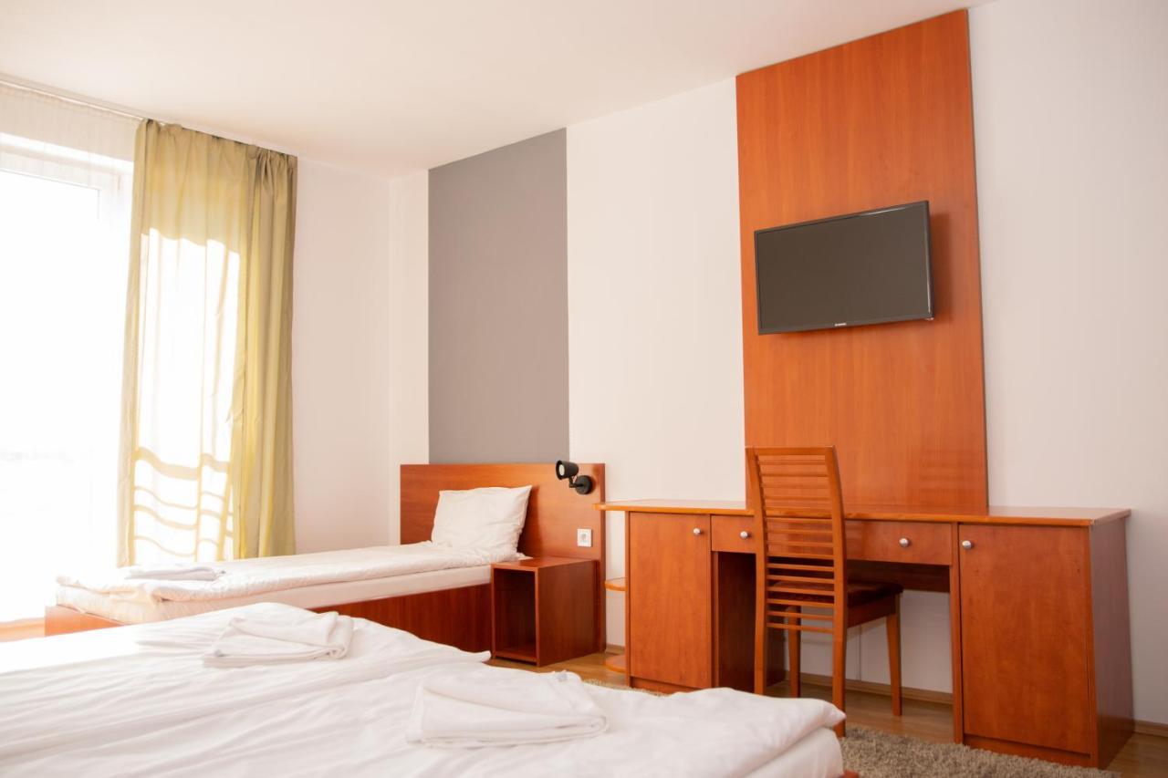 Dreibettzimmer