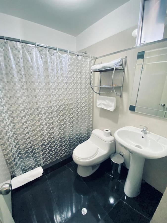 Queen Room,1248810769:JPEG