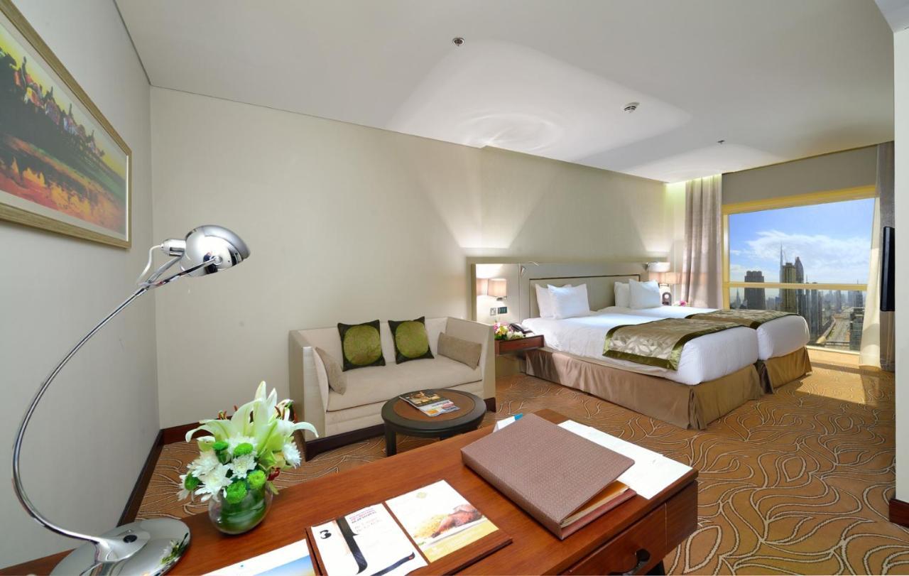 Sky Superior Room King Bed