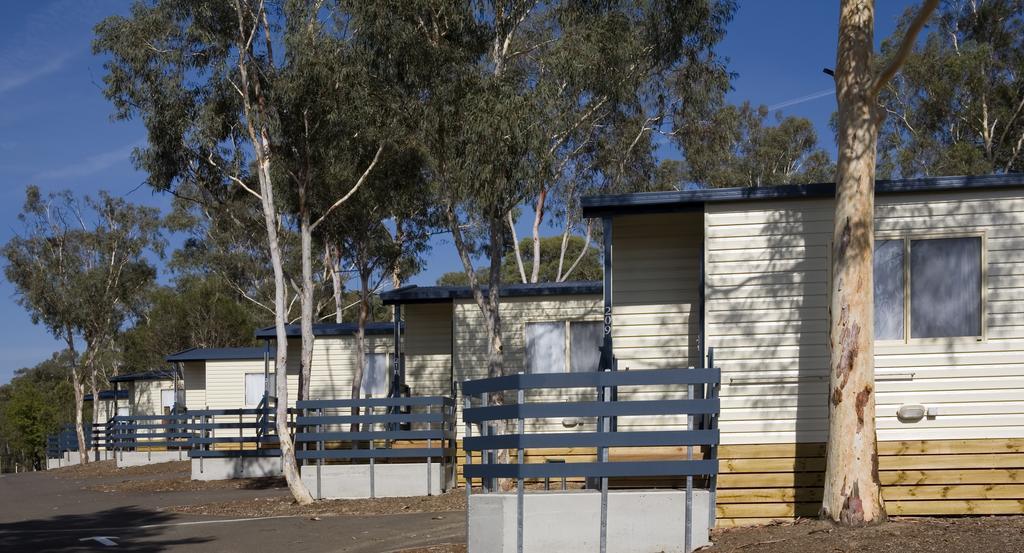 Wattle Glen Premium Cabin (2 Bedroom)