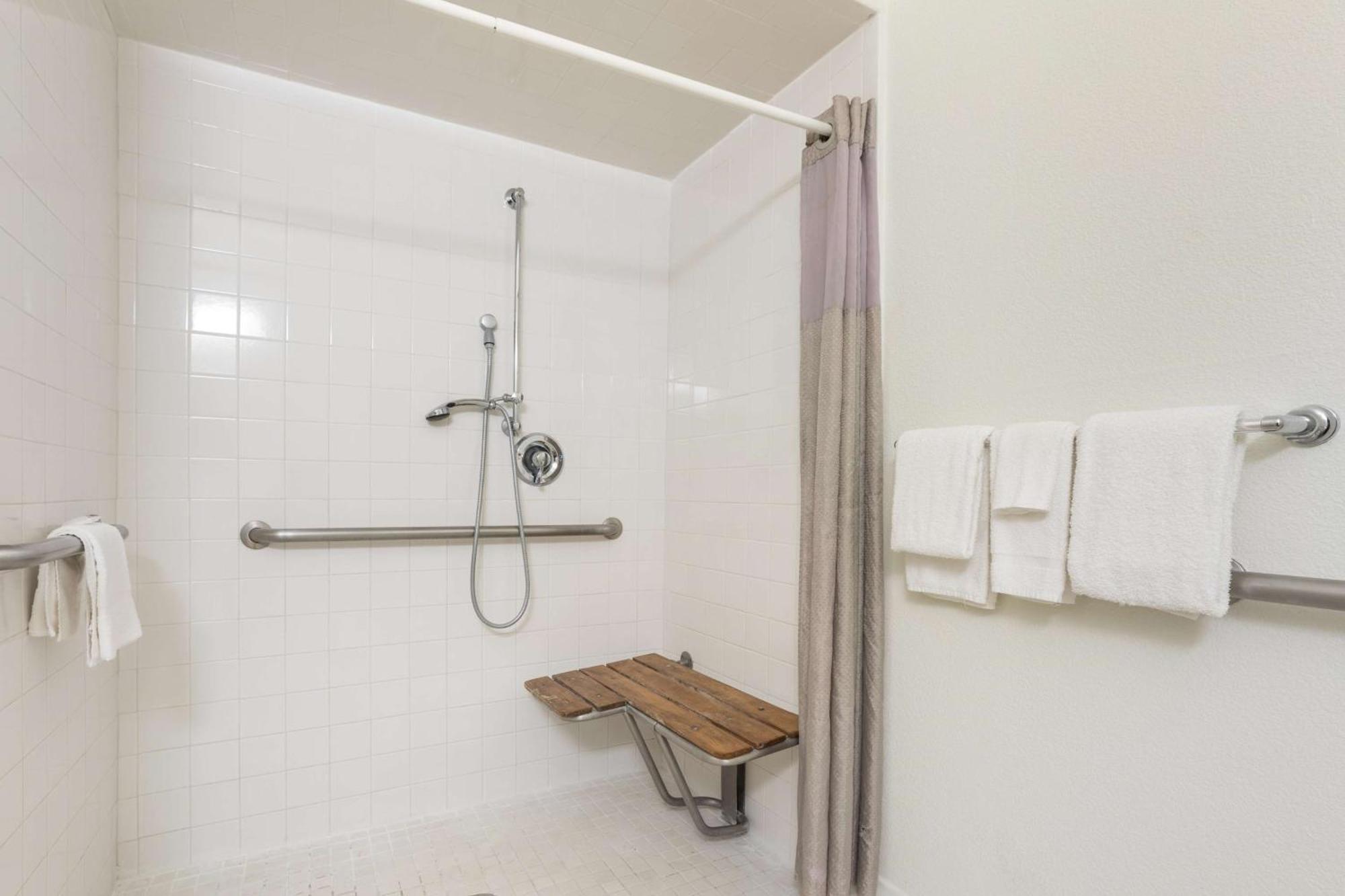Doppelzimmer - barrierefrei/ebenerdige Dusche