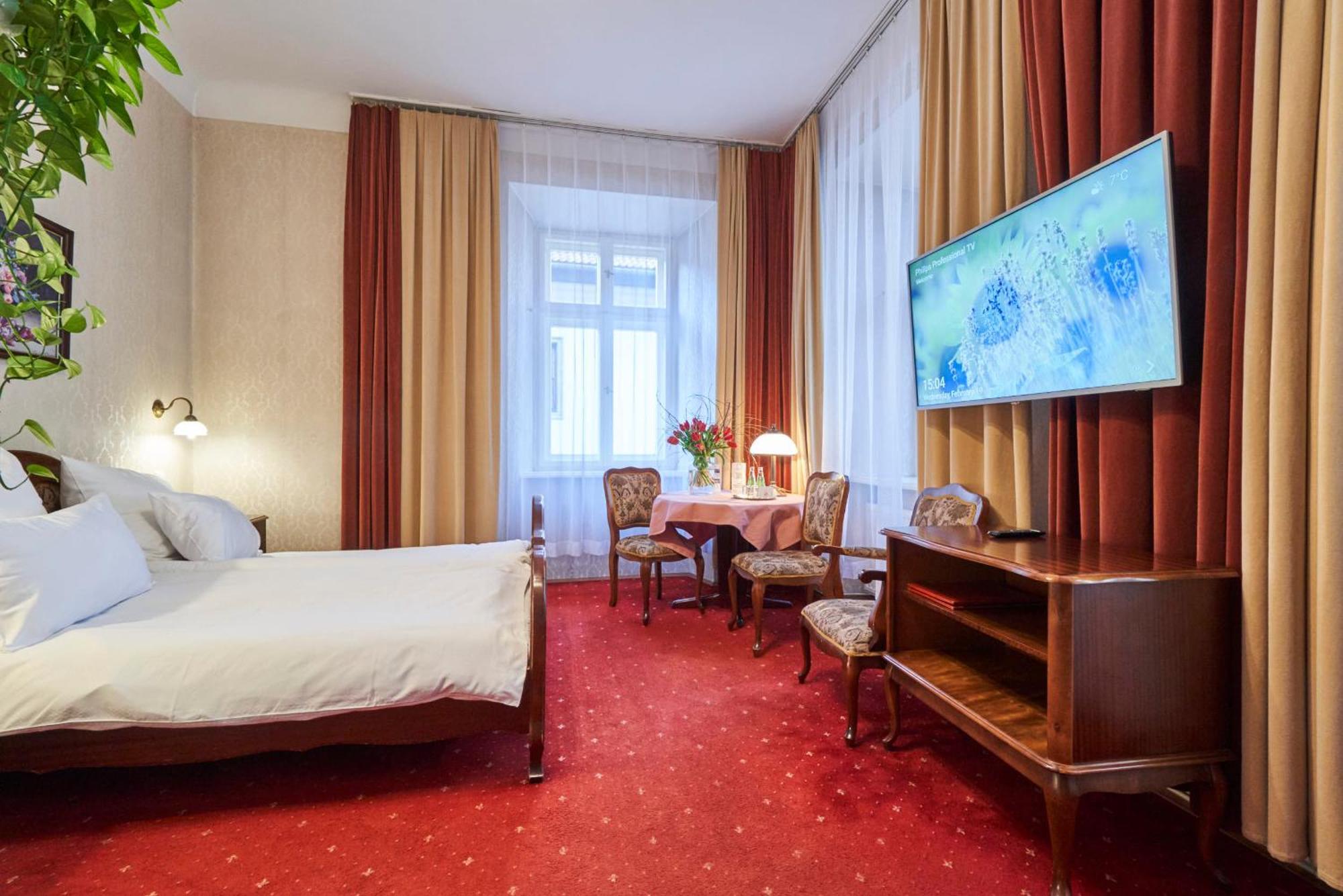 Chambre Double – Vue sur Ville