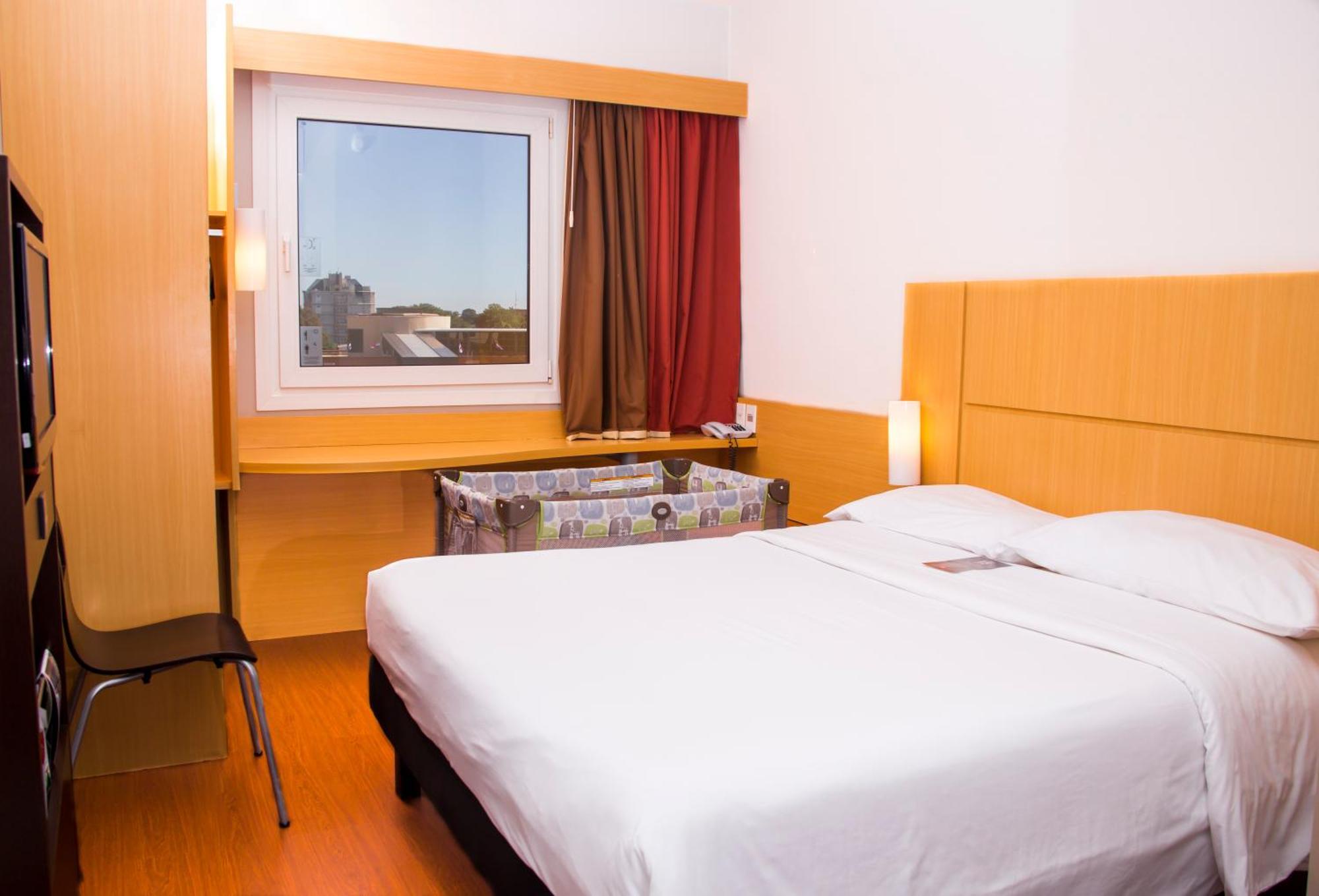 Habitación Doble con cama supletoria