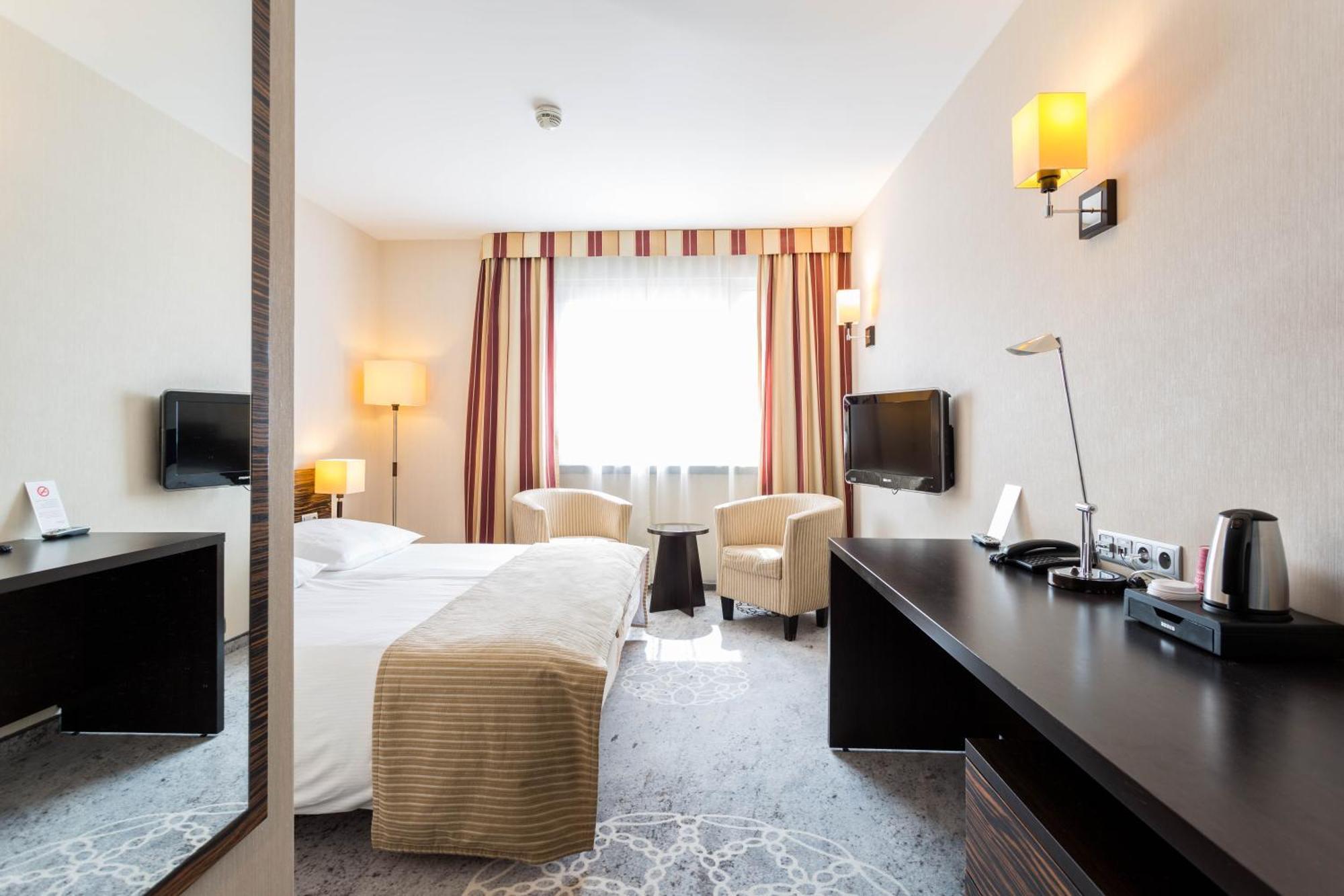 Double Room,1219402075:JPEG