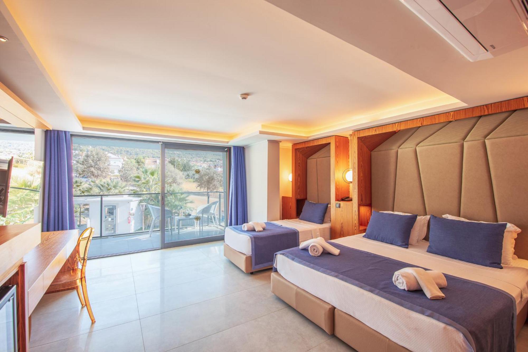 Double Room Pool View