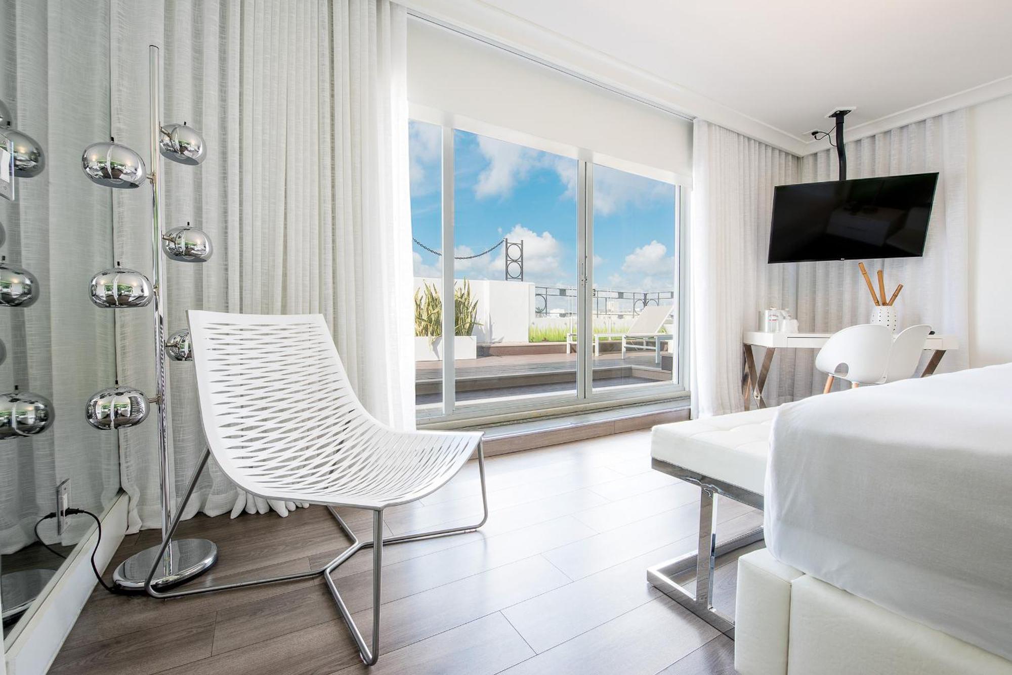 Penthouse Suite with Terrace,1211331442:JPEG