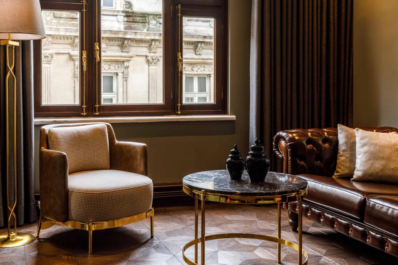 Executive King Suite