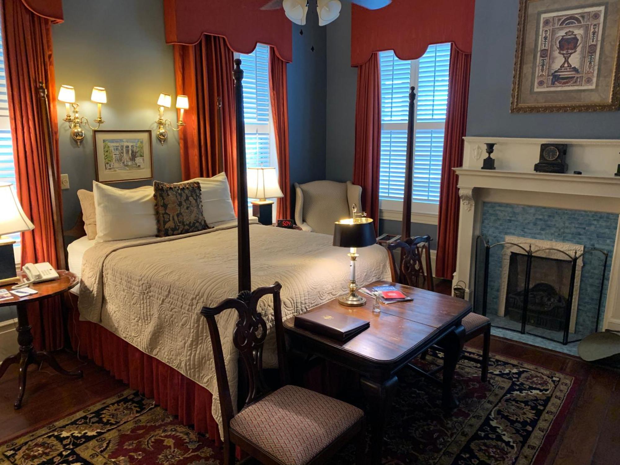 Superior King Room