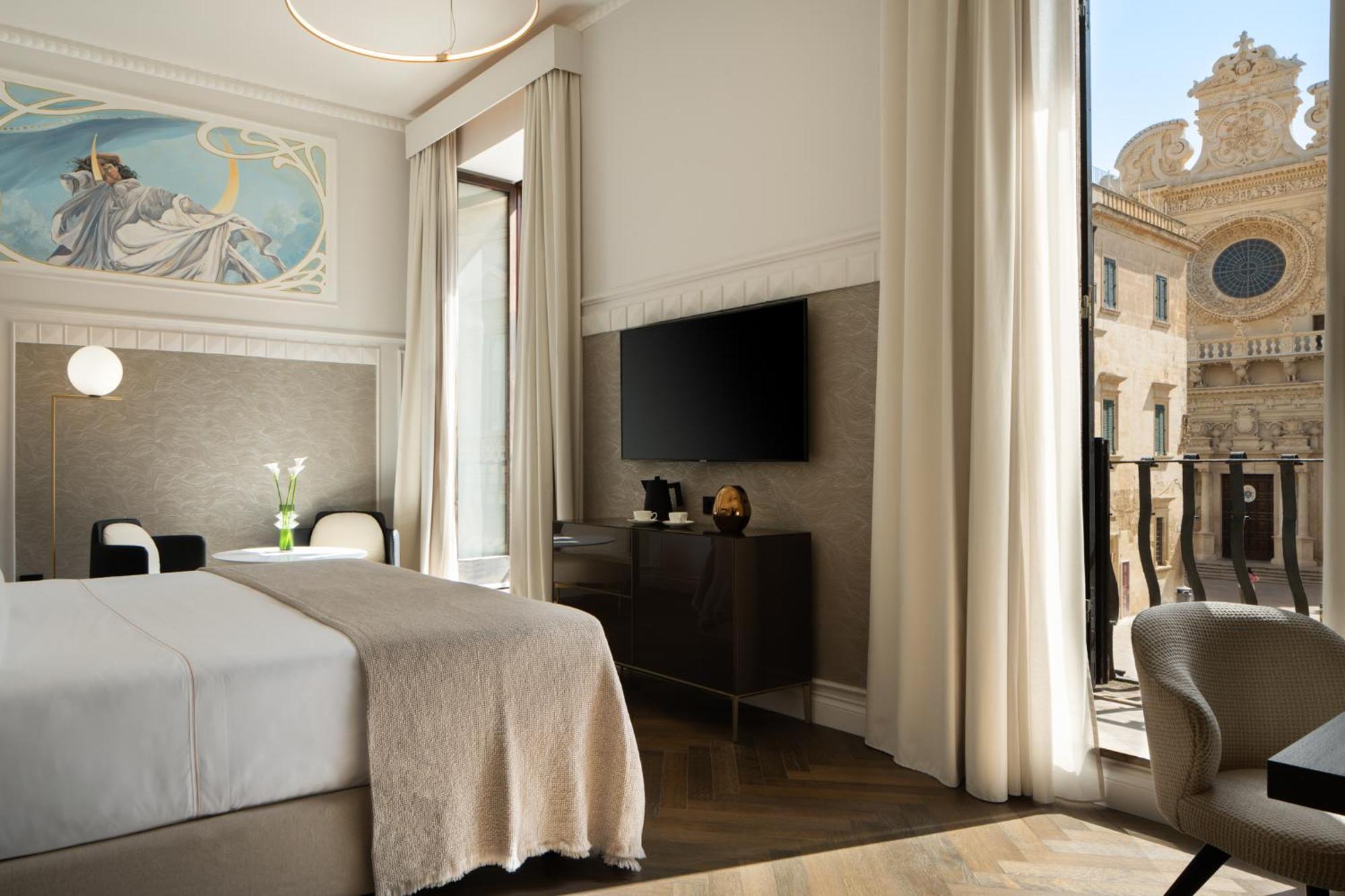 Junior Suite with City View,1253127331:JPEG