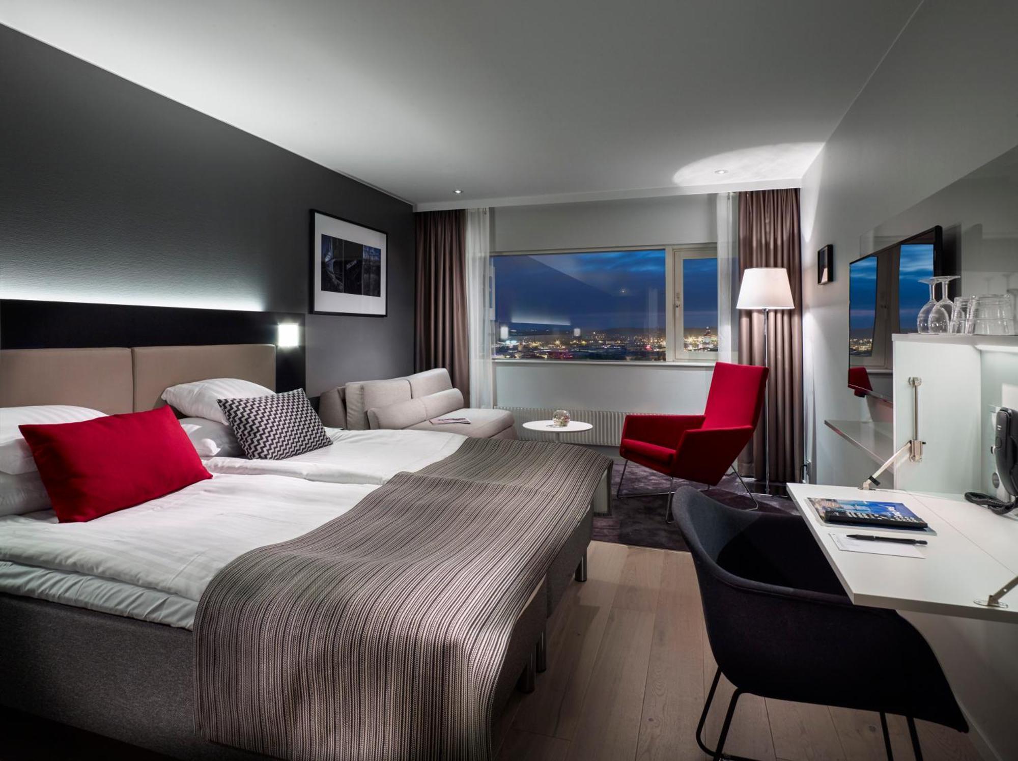 Standard Room with Sofa Bed - Gothia Towers (max 2 Adults + 2 Children  up to 12 years old)