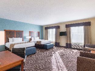 Deluxe Queen Room with Two Queen Beds and Roll-In Shower - Mobility/Hearing Accessible - Non-Smoking