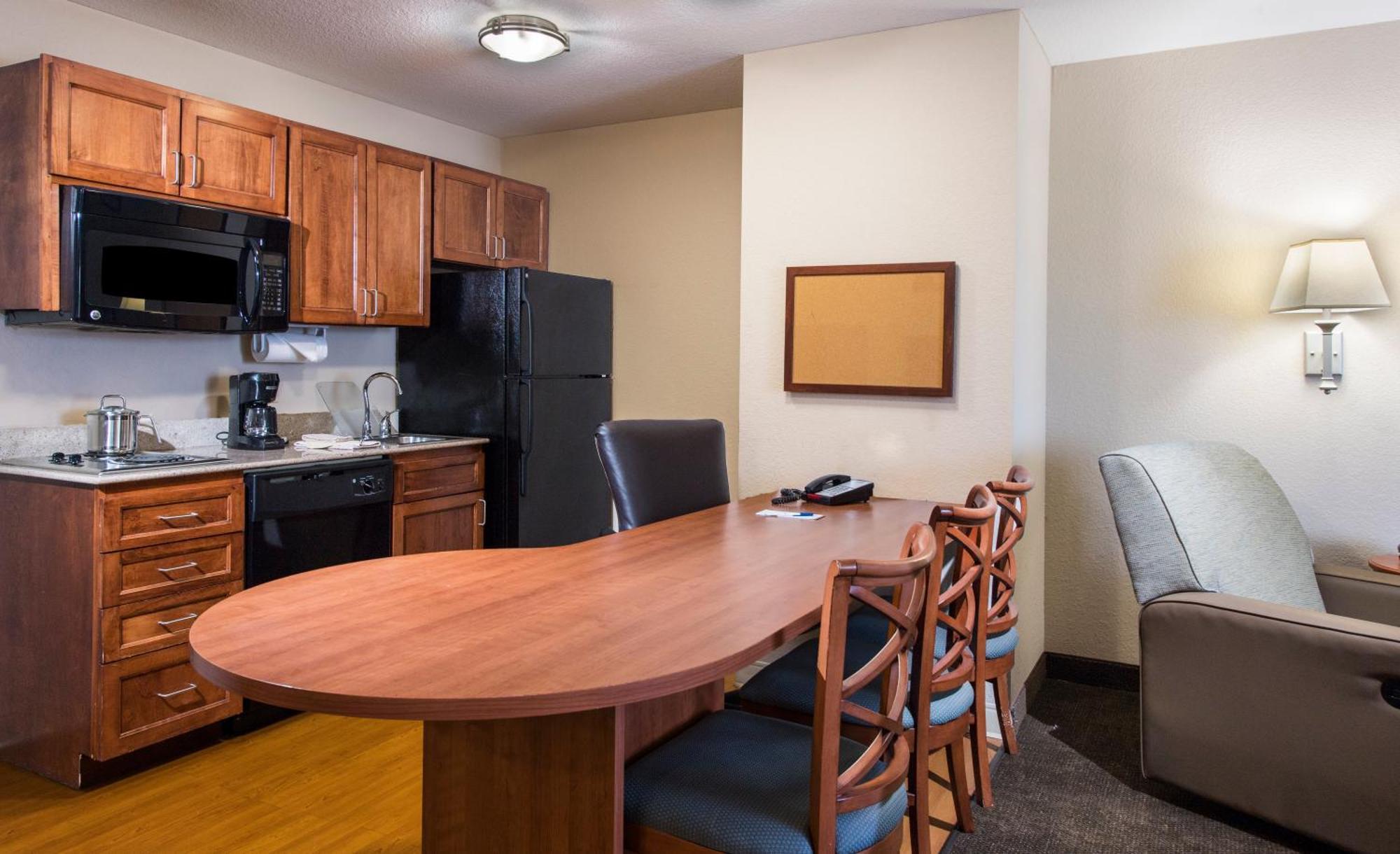 One-Bedroom King Suite,1449400078:JPEG