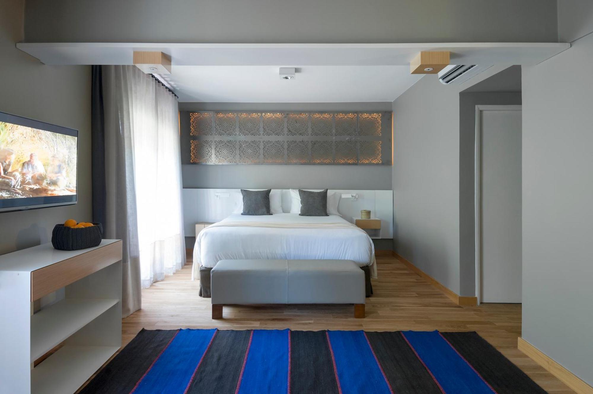 Superior Double Room,1282567546:JPEG