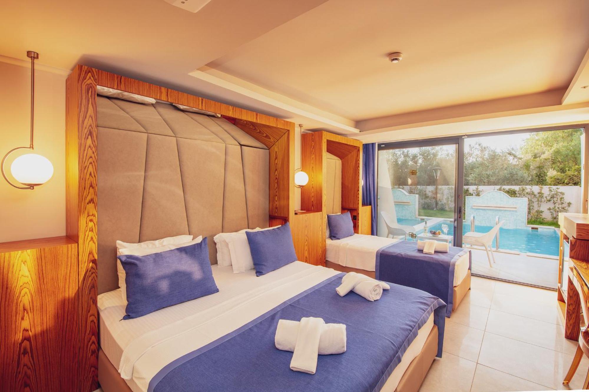 ANNEX PRIVATE POOL ROOM
