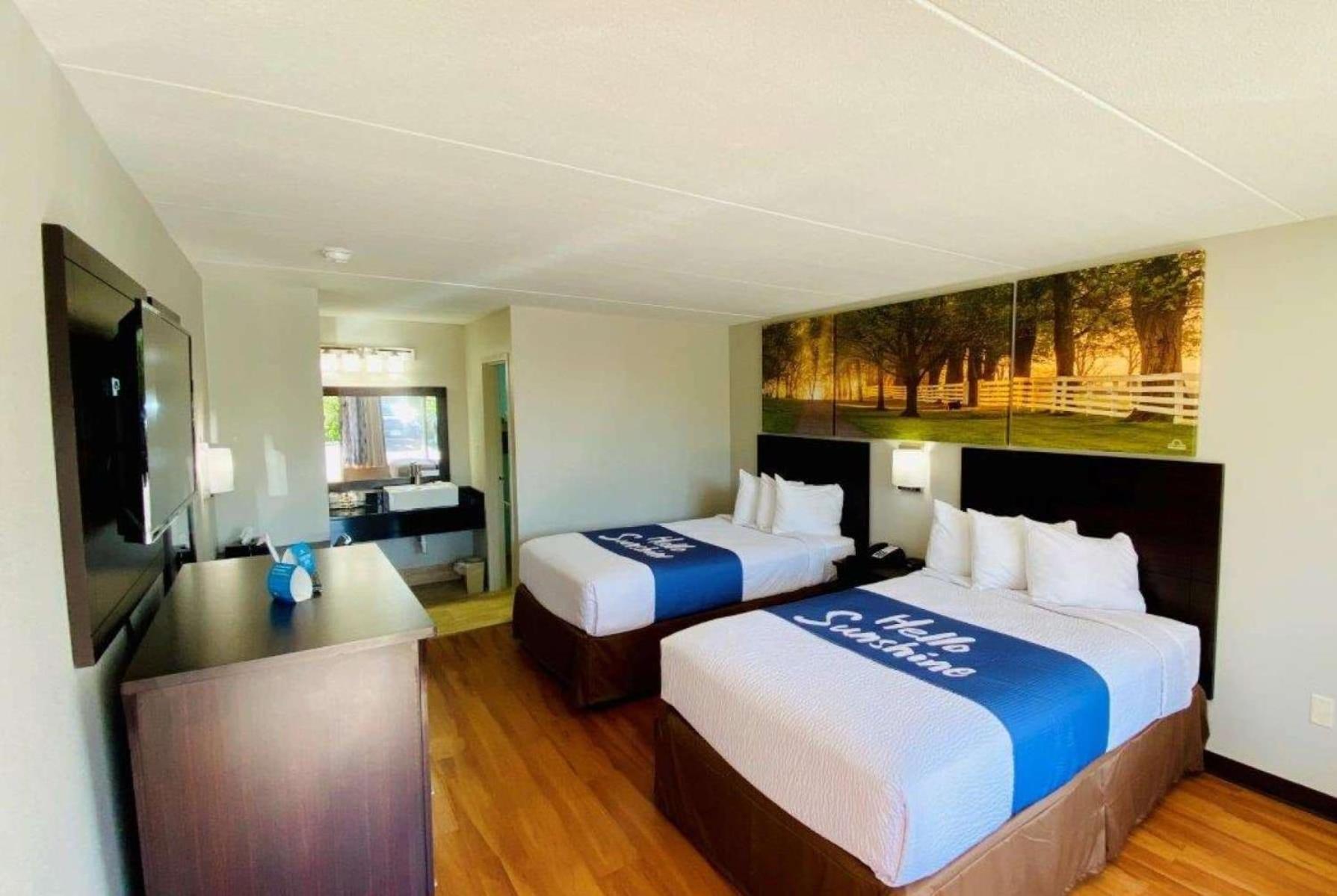 Double Room with Two Double Beds - Non-Smoking