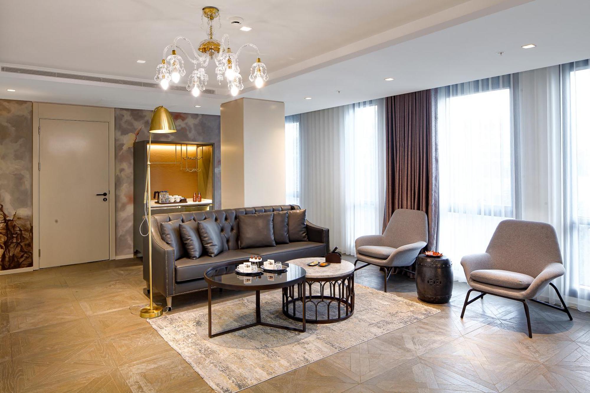 Presidential Suite
