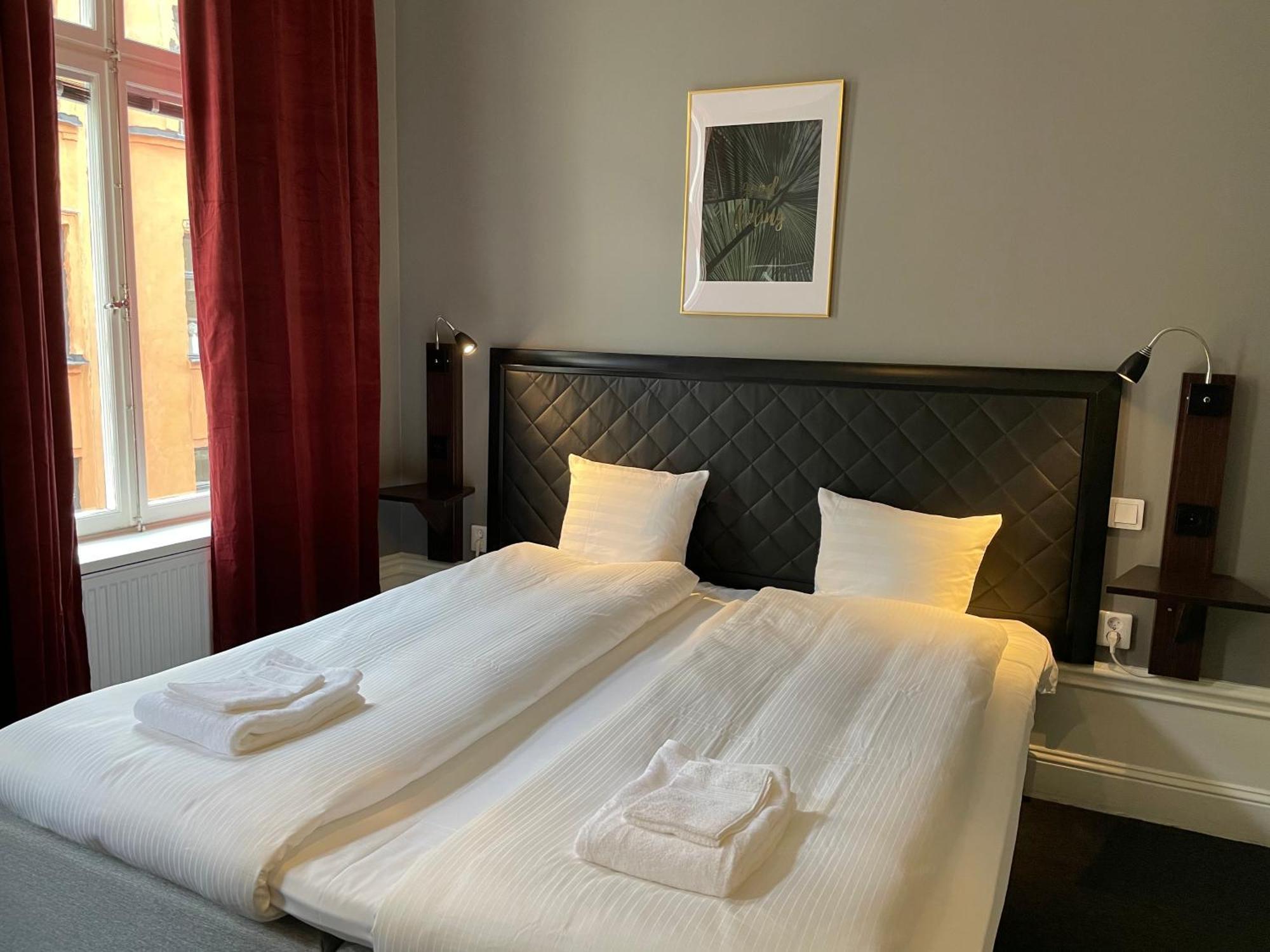 Double Room,1286022250:JPEG