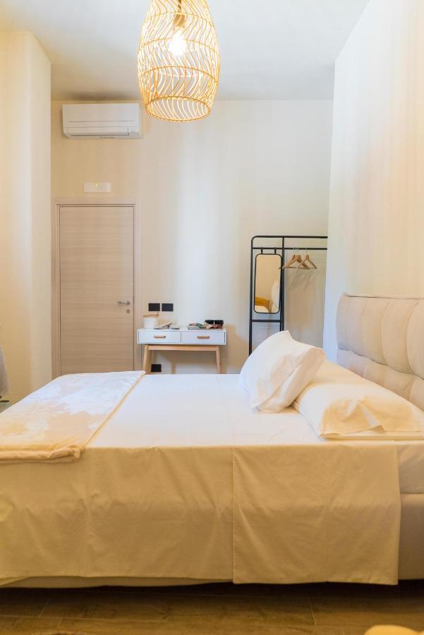 Double Room,1590557923:JPEG