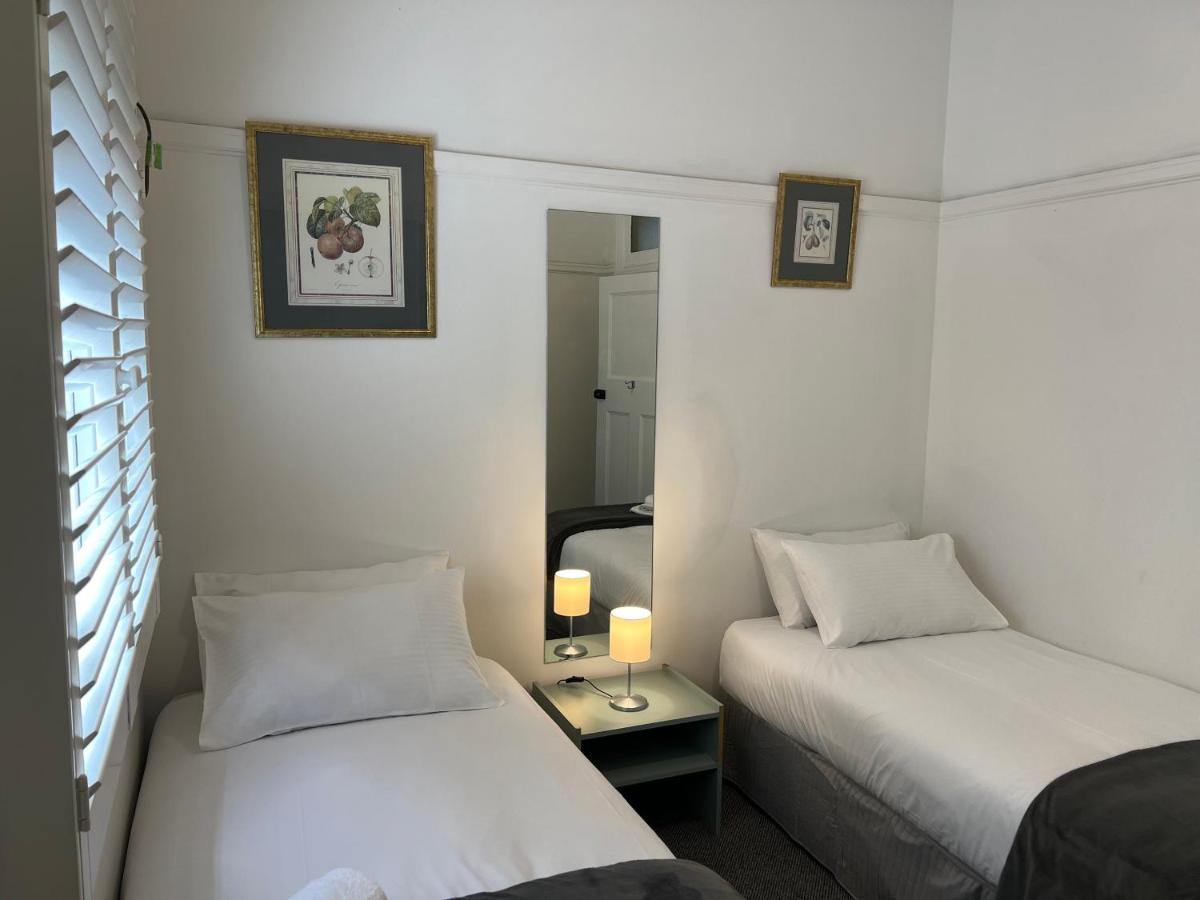 Standard Twin Room,1299663064:JPEG