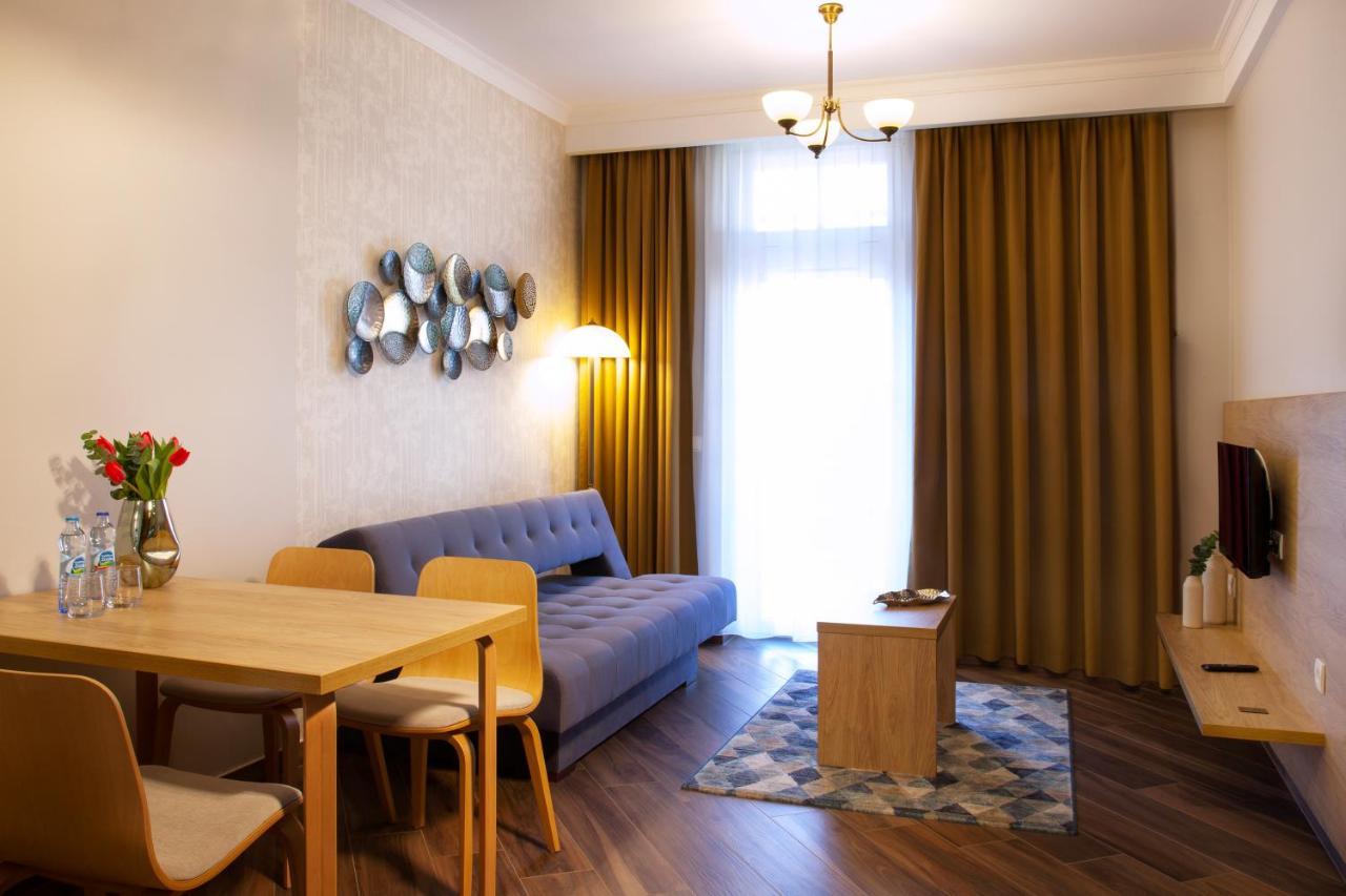 Standard Apartment,1313688259:JPEG