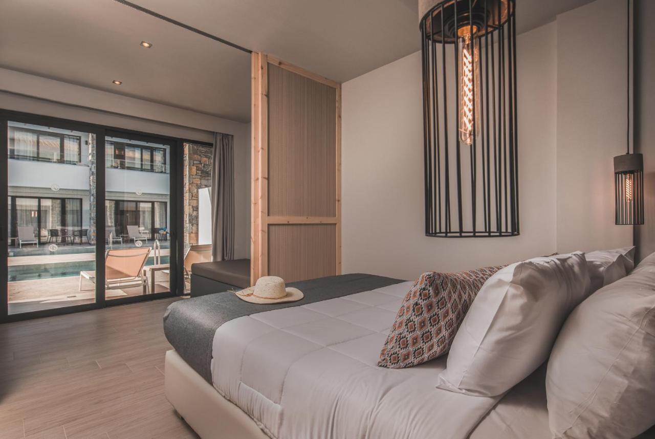 Suite met Uitzicht op het Zwembad