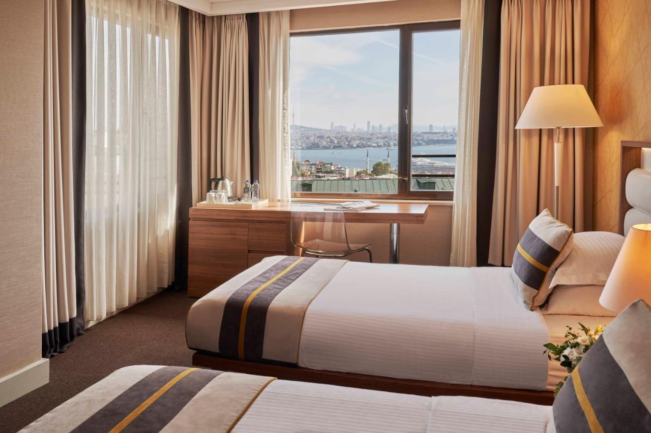 Deluxe Room Bosphorus View