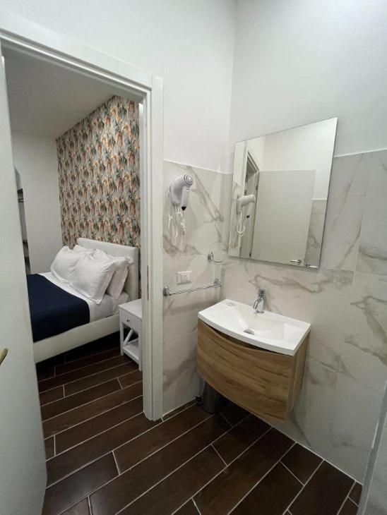 Deluxe Triple Room,1337946089:JPEG