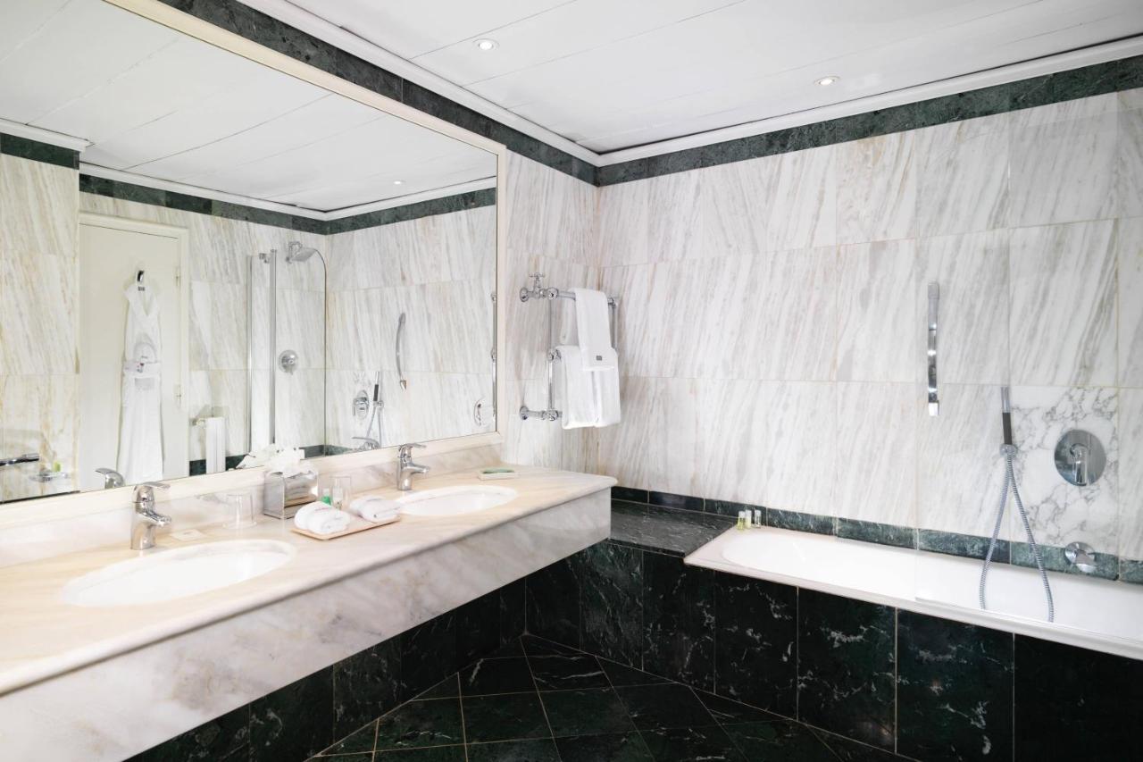 Quarto com 2 Camas de Solteiro Contemporâneo