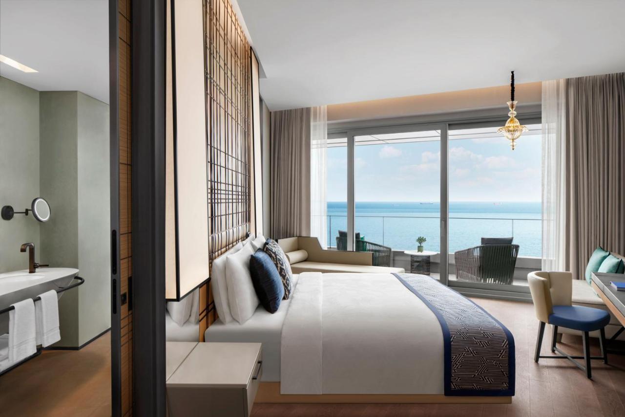 Deluxe King Room Panoramic Sea View