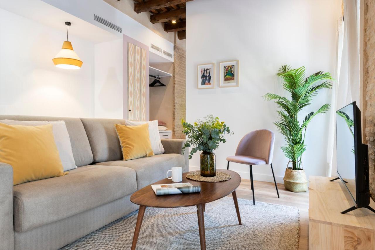 Studio with private Terrace and Jacuzzi