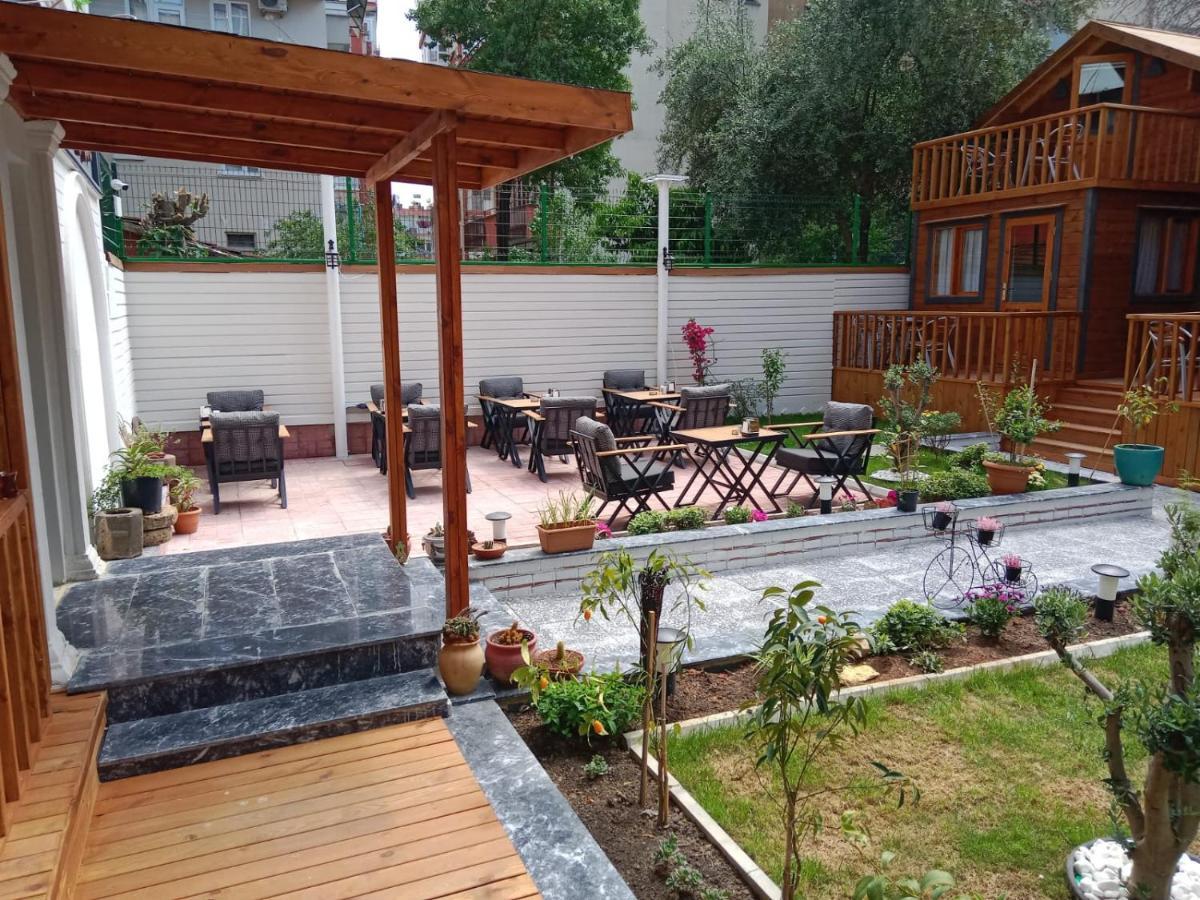Bungalow with Garden View,1407738899:JPEG