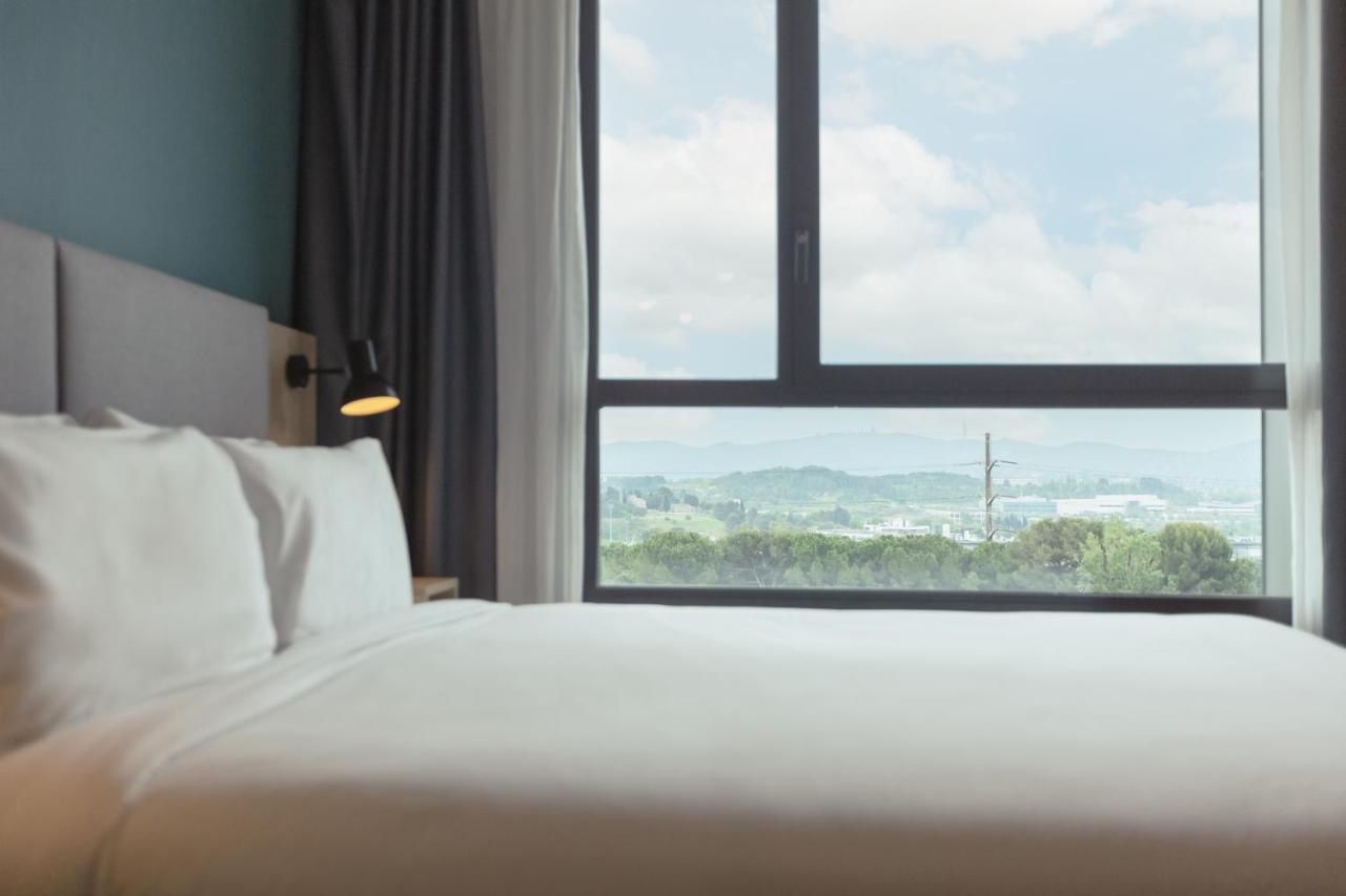 Habitación Doble Estándar con cama grande y vistas al patio - Planta superior