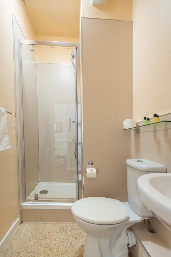 Double Room,1506373723:JPEG