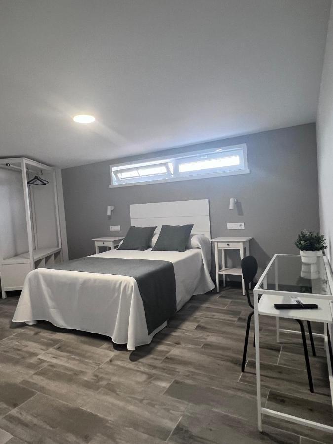 Deluxe Double Room,1425582886:JPEG