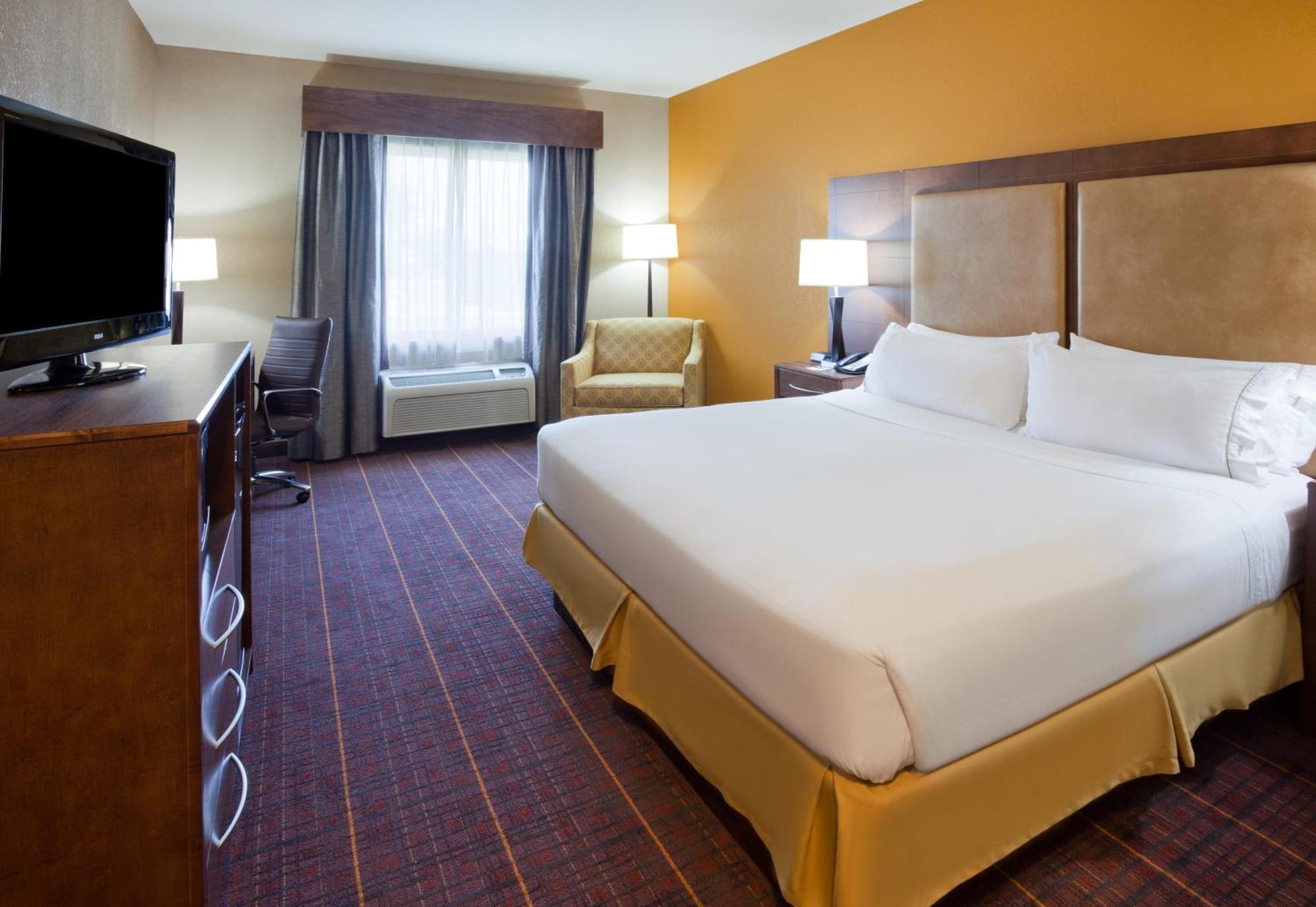 Standard King Room,1450877737:JPEG