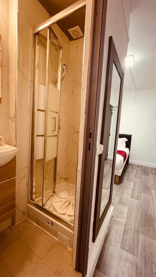 Twin Room Shared Toilet
