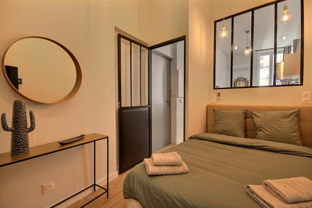 Deluxe Apartment,1480048292:JPEG