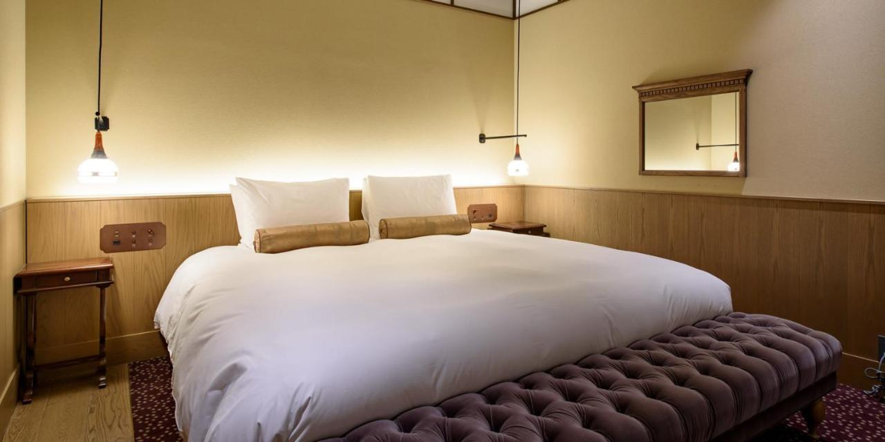 Stylish Suite King with Hot Spring Bath,1487560303:JPEG