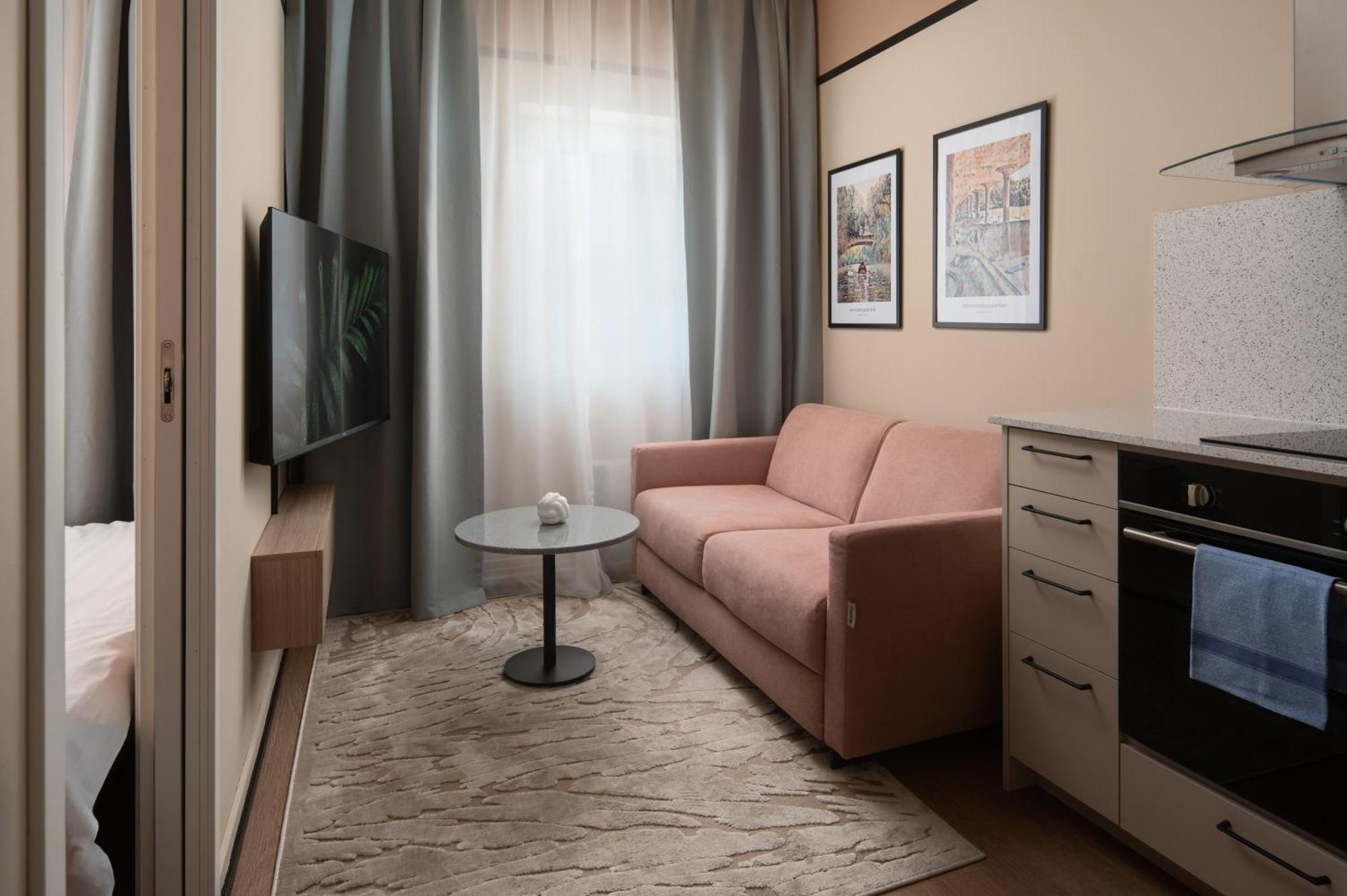 One-Bedroom Apartment