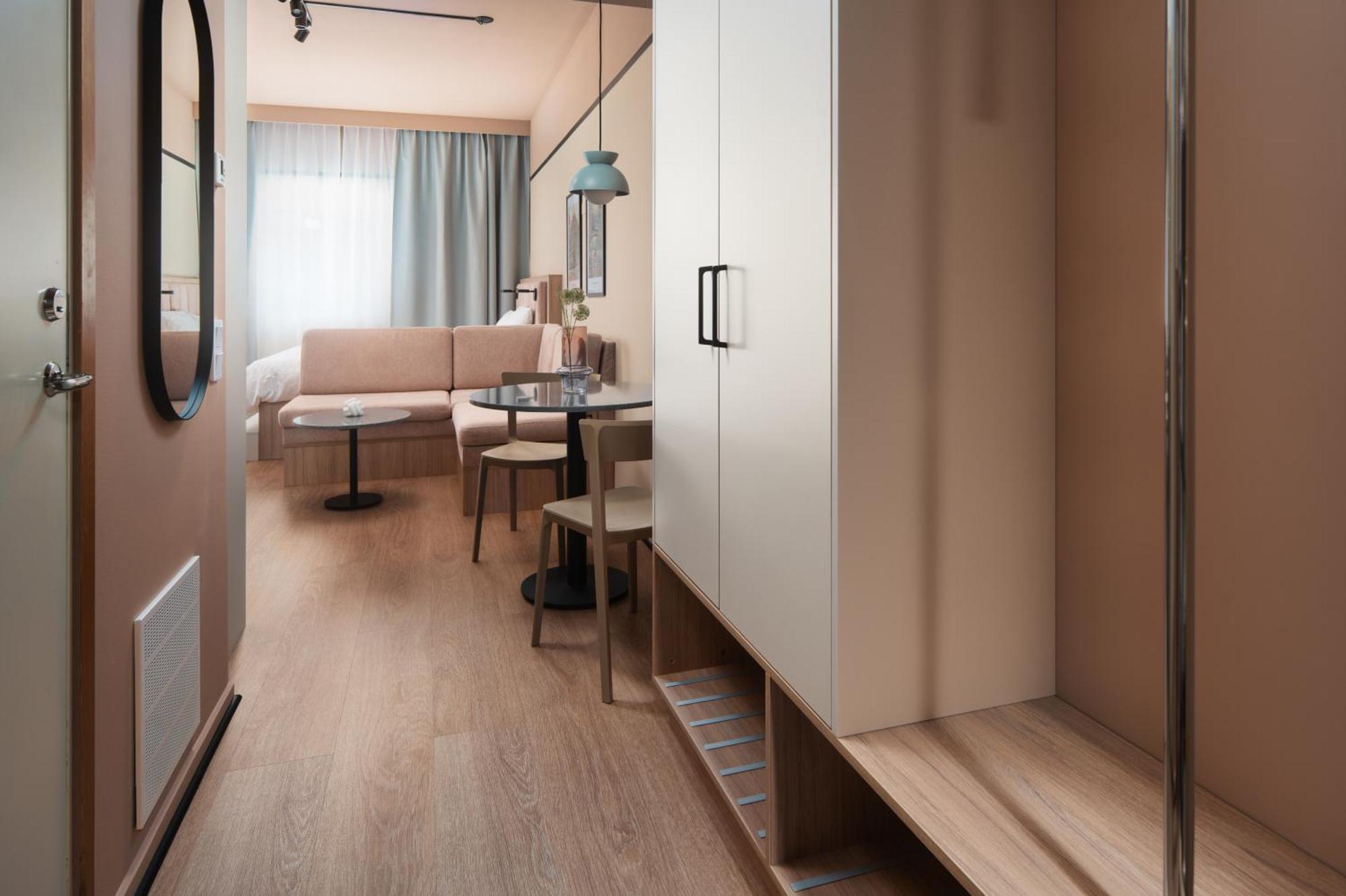Studio Apartment