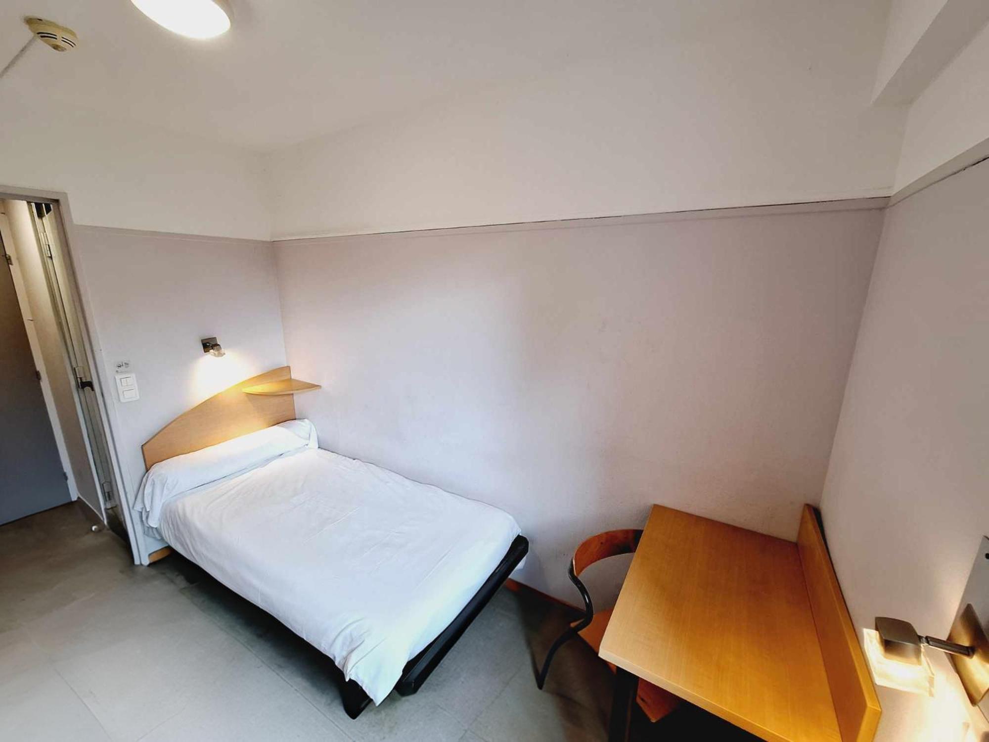 Single Room Shared Toilet,1499290384:JPEG