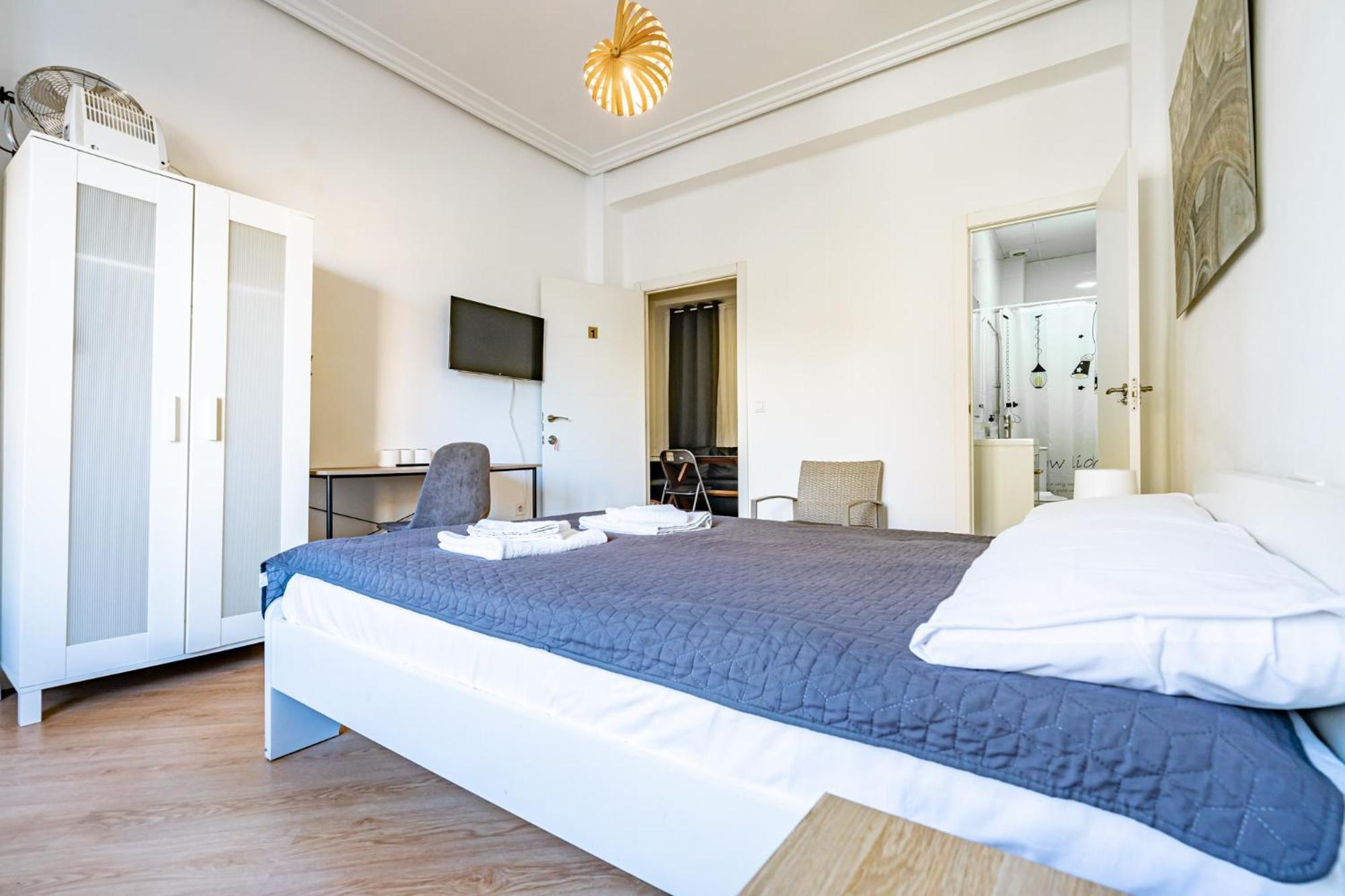 Triple Room Private Bathroom